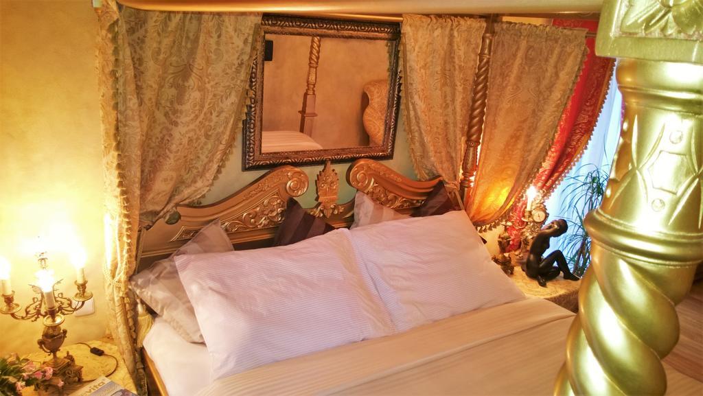 Rezidence Zámeček - Boutique Hotel Františkovy Lázně Chambre photo